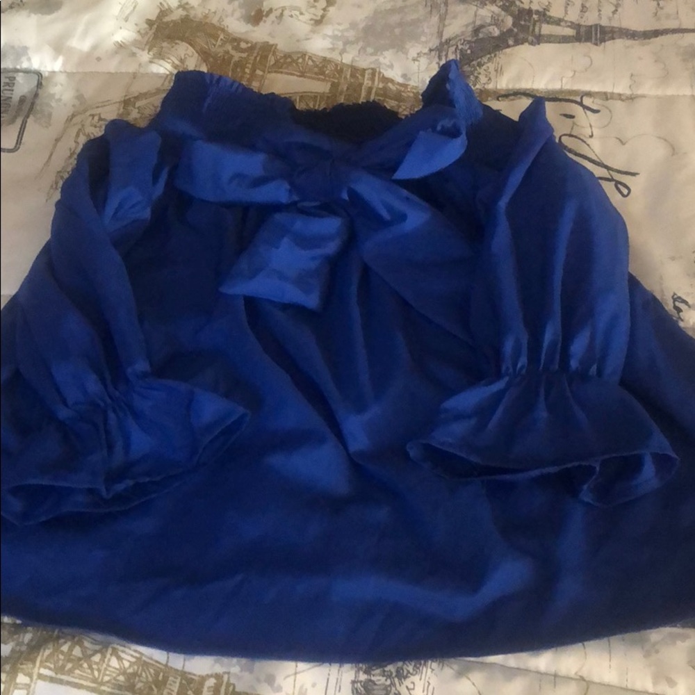 Ladies blouse, off shoulder